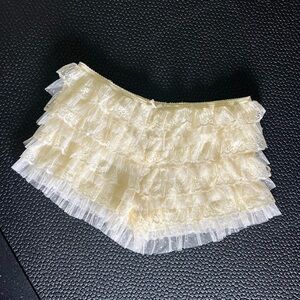 Jaded London Cream Lace Ruffle Bloomer Shorts